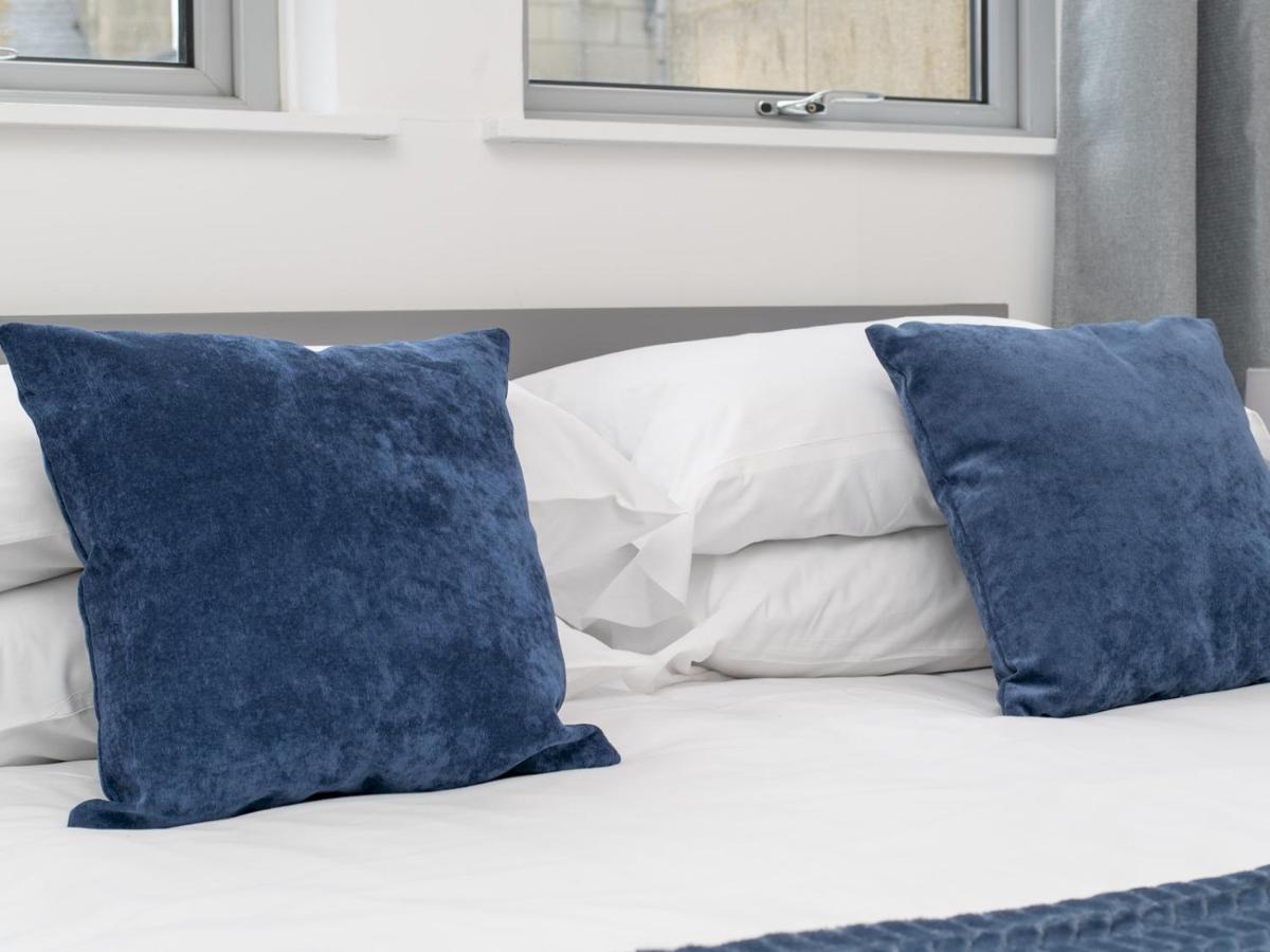 Pass The Keys Bright Modern One Bed Apartment - Bath City Centre Eksteriør bilde